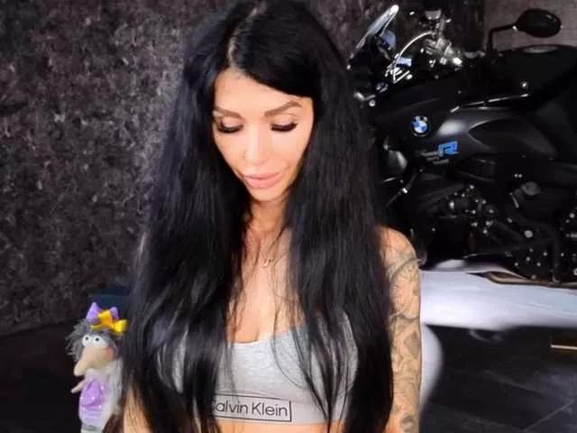 -BABAYAGA- on BongaCams 