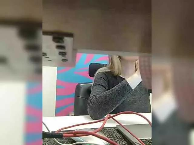 Angelinamik on BongaCams