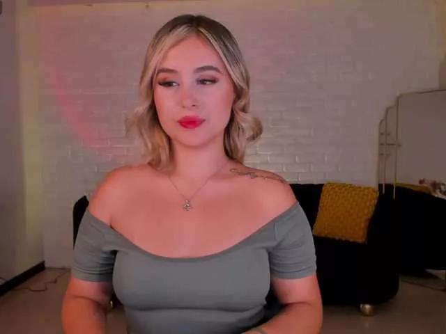 AnnaBrooks on BongaCams 
