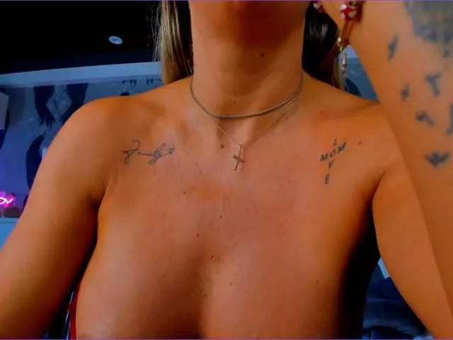 anneswhite on BongaCams 