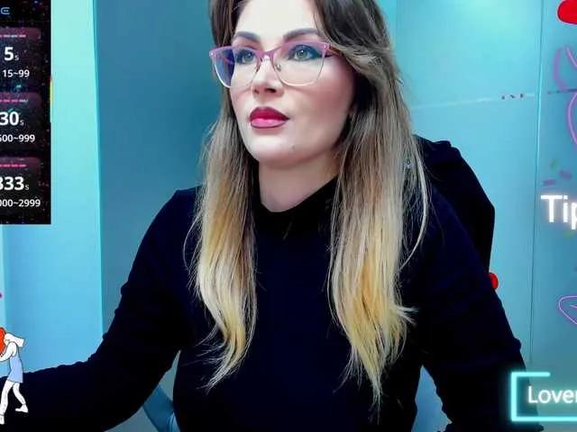 anyarosses on BongaCams 