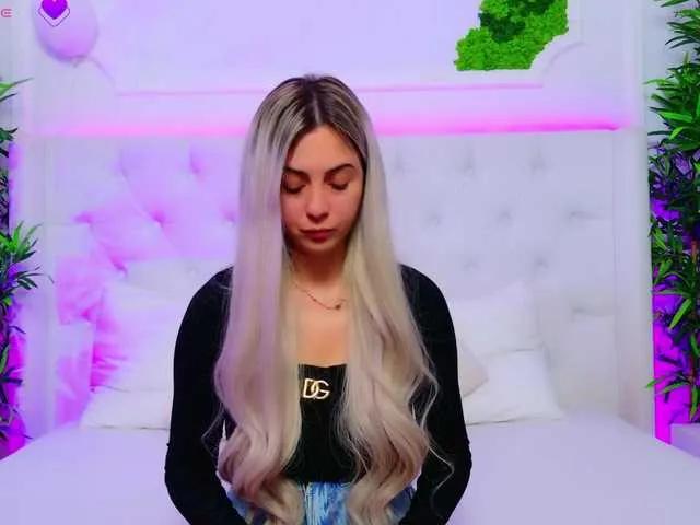 AriannaSins — I like guys who are funny and enjoy a good naughty chat. I also like to feel being loved and cherished like a princess. I like good songs and romantic movies too. So if you have a good recommendation, I would love to hear it. Once you get to know me,...