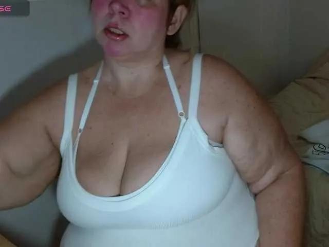 bella-savati on BongaCams 