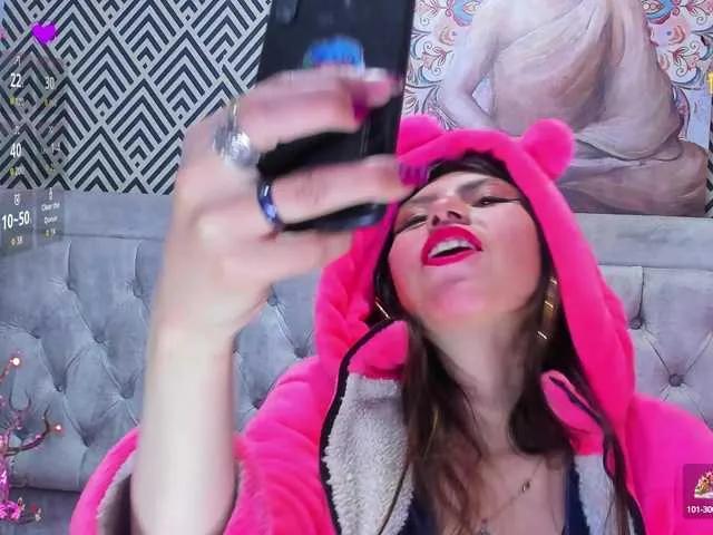 CATALINAHERRERA7 on BongaCams 