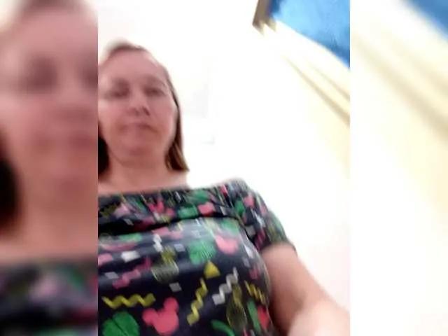 Elena565-1 on BongaCams 