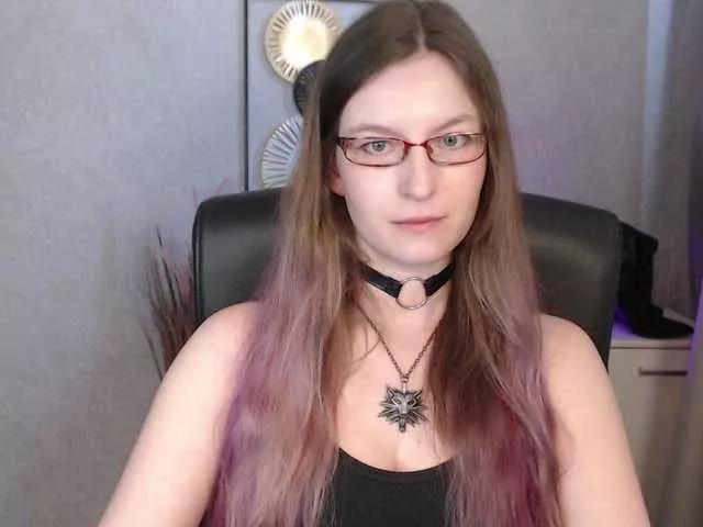 EmmaHeart on BongaCams 