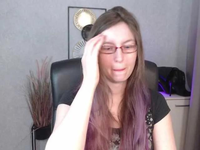 EmmaHeart on BongaCams 