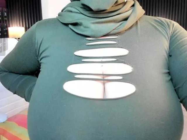 hana-falak on BongaCams 