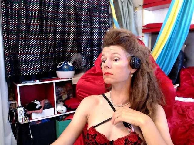 kellysurfing on BongaCams 