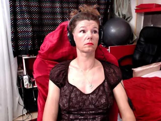 kellysurfing on BongaCams 