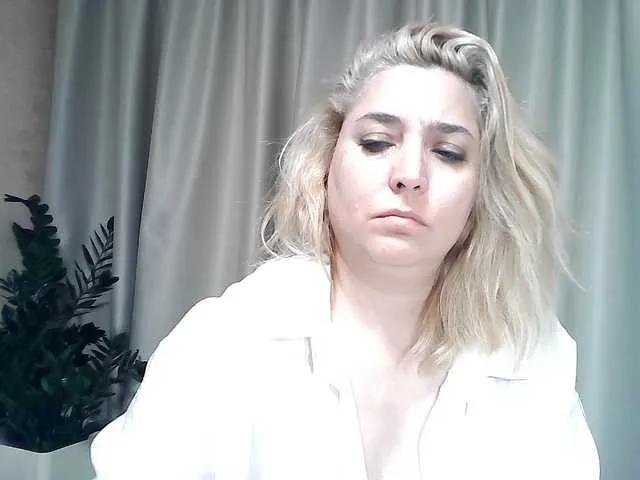 KickaIricka on BongaCams 