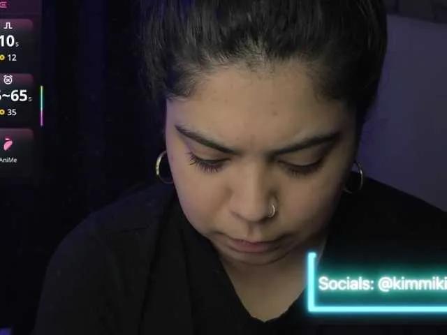 Kimmiakiss22 on BongaCams 