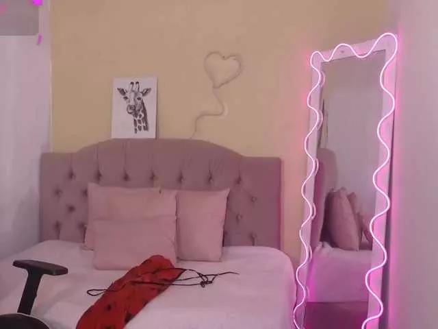 KISSI-TAY on BongaCams 