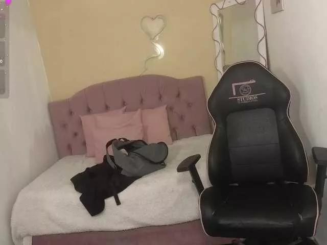 KISSI-TAY on BongaCams 