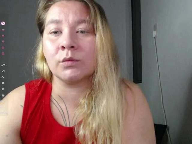 Lilye on BongaCams