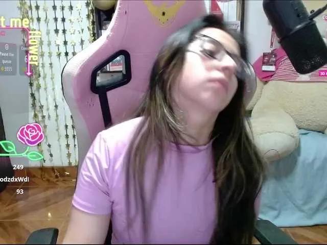 Maggie-Fox on BongaCams 