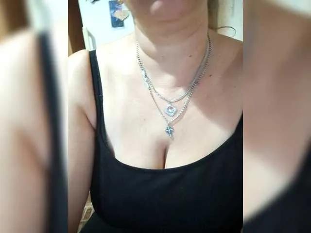MissieLorrie on BongaCams 