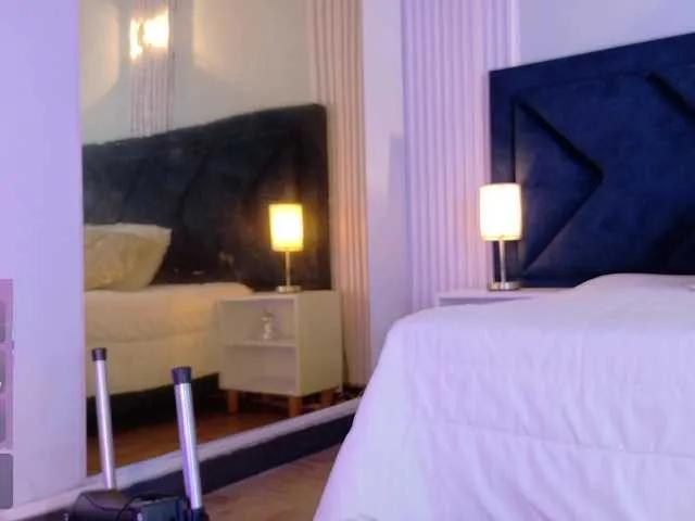 MollyyCruz on BongaCams 