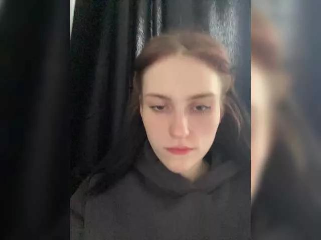 Moonlitmiragea on BongaCams 