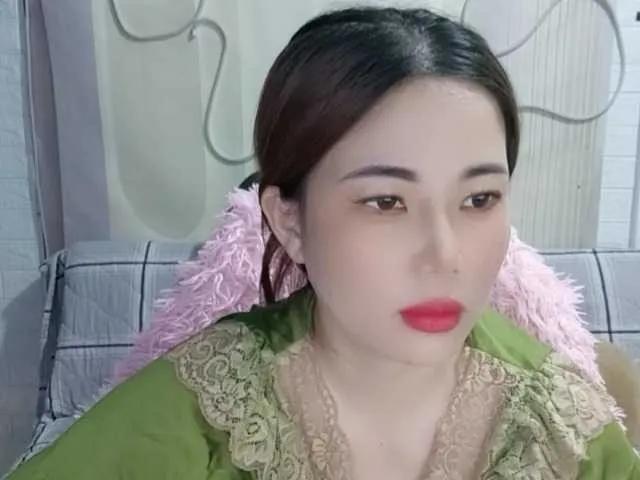 Queendy on BongaCams 