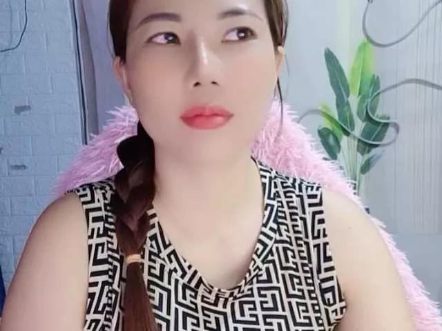 Queendy on BongaCams 