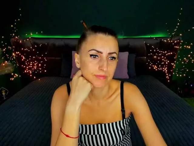 RebecaDiamond on BongaCams 