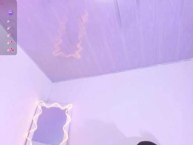 SAAYA-TAY on BongaCams 