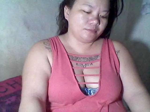 sweetasian33 on BongaCams 