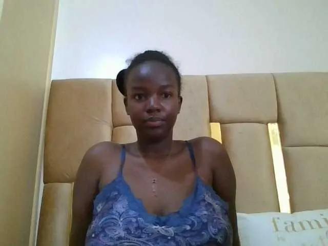 Thicky-sweetface on BongaCams