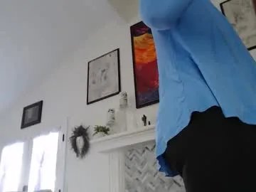 11willowandjohn11 on Chaturbate