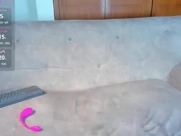 _maria_foxx_ — GOAL: Naked and show tits [116 tokens remaining] Sexy latina , hot and good vibes ! #latina #anal #glasses #bigass  #bigtits