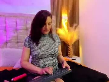 ada_mclaine2 on Chaturbate 