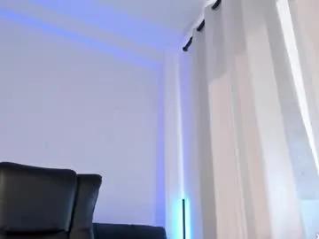 alan_rosee — Hi guysI really want to squirt in your mouthlush ON  Play with my headcock close to cam [ 55 tk] remaining to goal! #bigcock #monstercock #latino #young #muscle