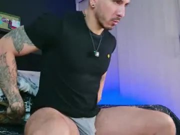 alejo_wolf on Chaturbate