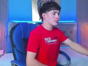 alejootwink on Chaturbate