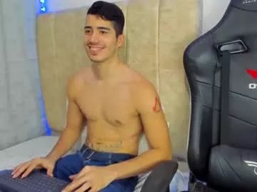 alexander__lips on Chaturbate