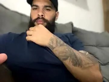 beardmax on Chaturbate