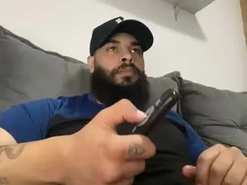 beardmax on Chaturbate