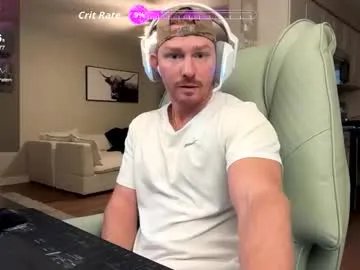 bigmcr1 on Chaturbate