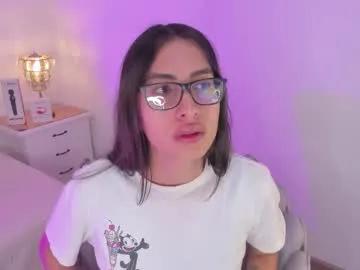 cherrylady2 — GOAL: Massage on my ass [55 tokens remaining] Wanna see my huge ass and my hard dick ? Make vibe my toy #trans #cum #latina #smallcock #lovense