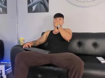 cristopher_strong on Chaturbate