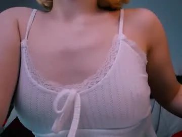 elenamonroe_ on Chaturbate