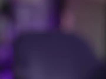 ellieredd on Chaturbate 