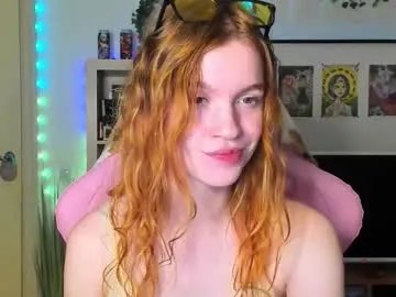 elly_milas on Chaturbate