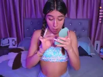 emiiscoot_1 on Chaturbate 