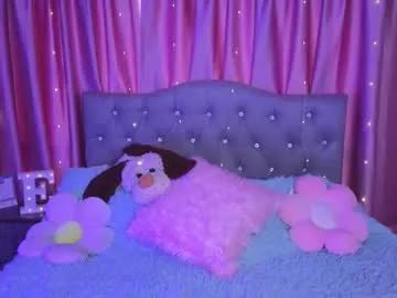 emiiscoot_1 on Chaturbate 