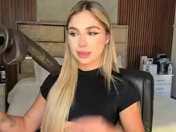 emilyhendrix_ on Chaturbate