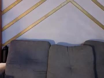 hanna_gatess — GOAL: Fingers pussy + oil boobs [70 tokens remaining] 