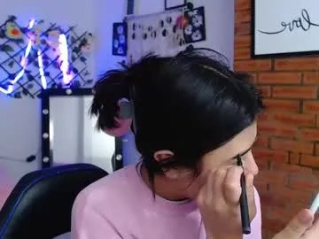 isa_bunny18 on Chaturbate