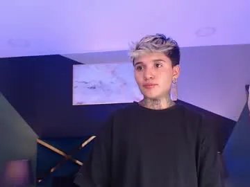 jaxwolf_ on Chaturbate